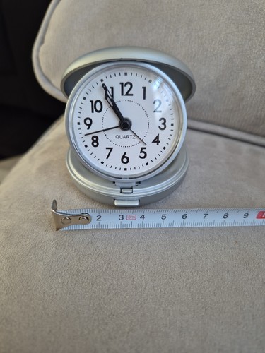 Quartz travel clock - with, alarm
